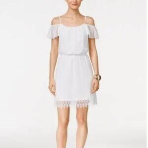 Thalia Sodi White lace bottom off the shoulder blouson dress, Size Small